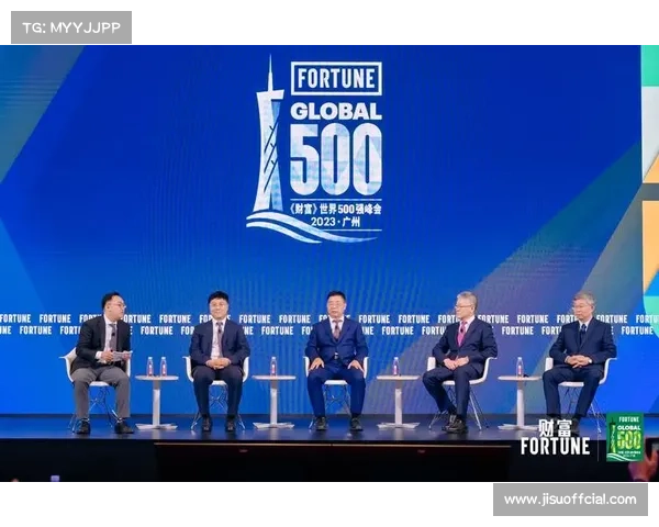 阿扎马特·穆尔扎卡诺夫TKO胜利后挑战前五名 轻重量级格局生变